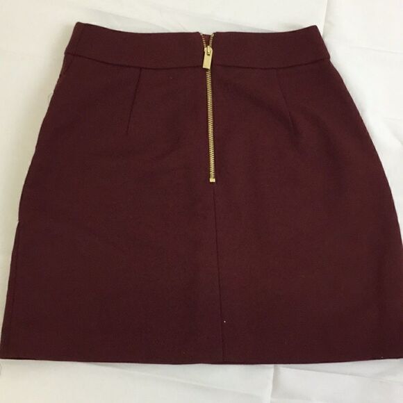 H&M Burgundy Mini Skirt - Picture 2 of 6